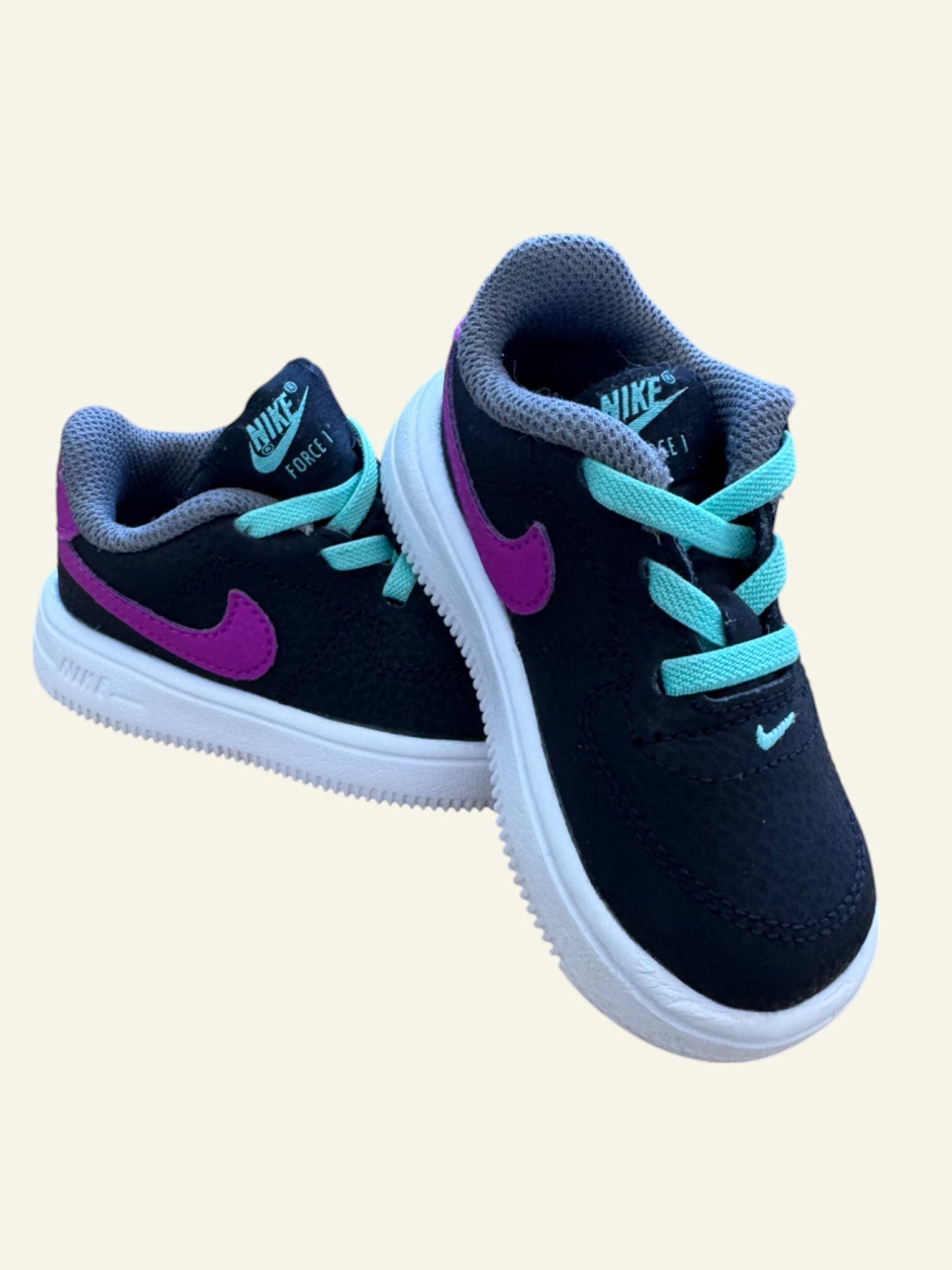 Nike black force 1 sneaker size 5C