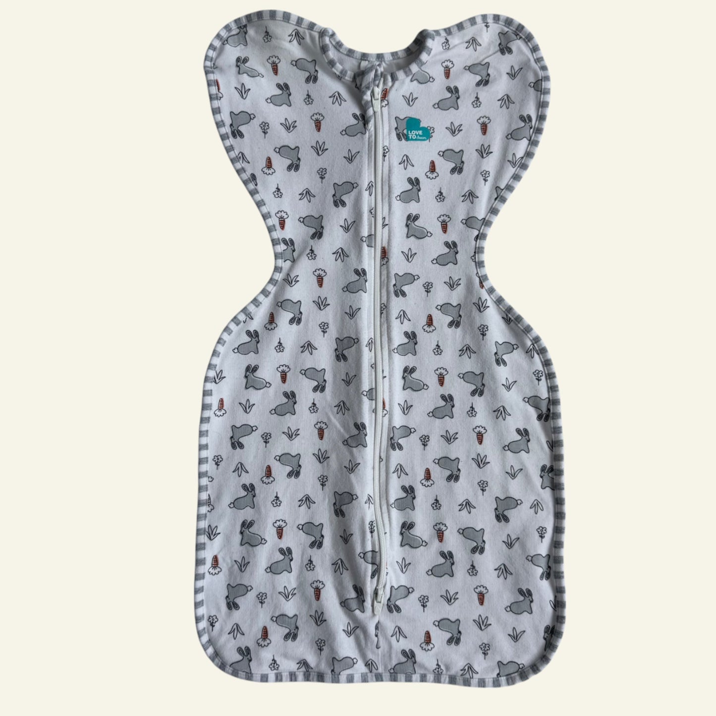 Love to Dream rabbit swaddle up 1.0 tog size S