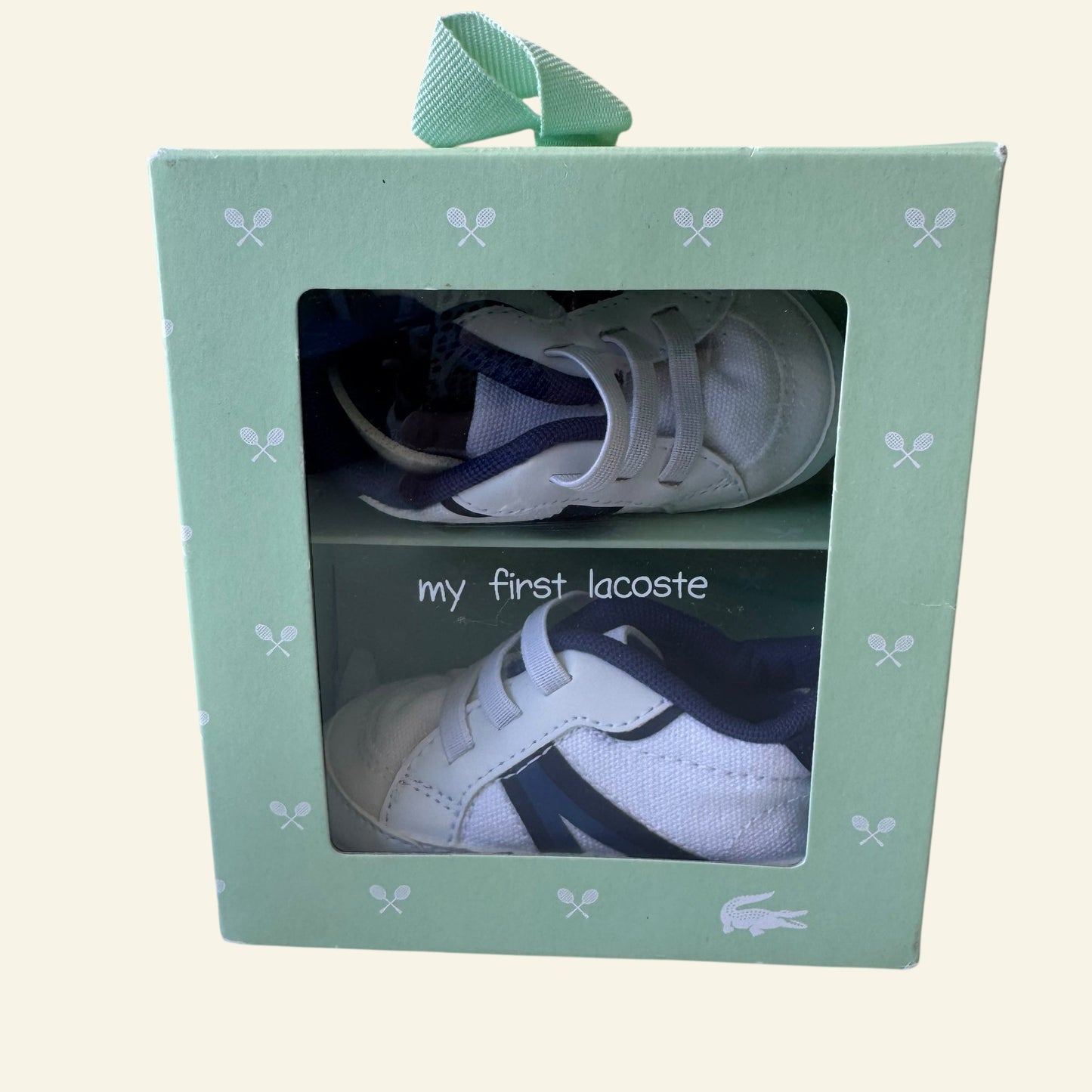 Lacoste white baby shoes siae 3UK (with box)