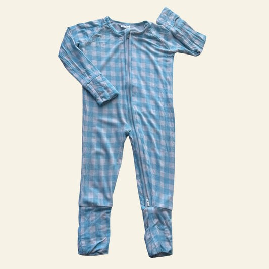 Oi OI blue check onesie size 000