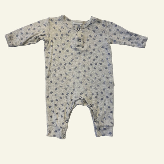 Marquise grey star suit size 000