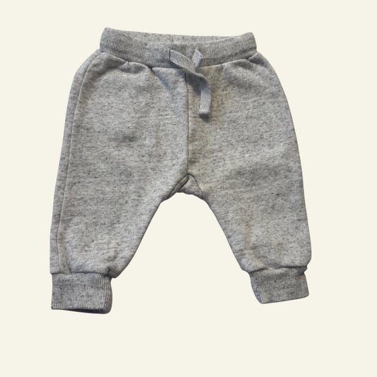Seed grey marle trackies size 00