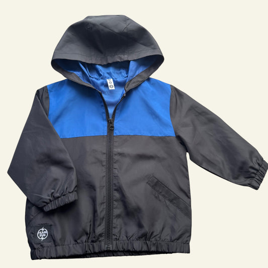 KID blue and black jacket size 3