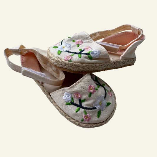 Baby Baby floral espadrilles size 2