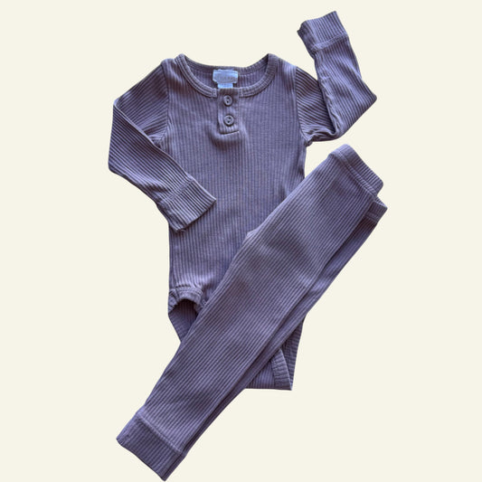Jamie Kay mauve bodysuit and leggings set size 00