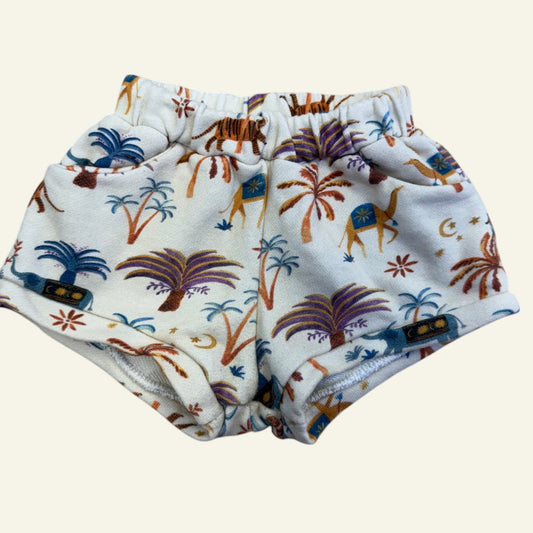 Oak Meadow Kids jungle shorts size 1