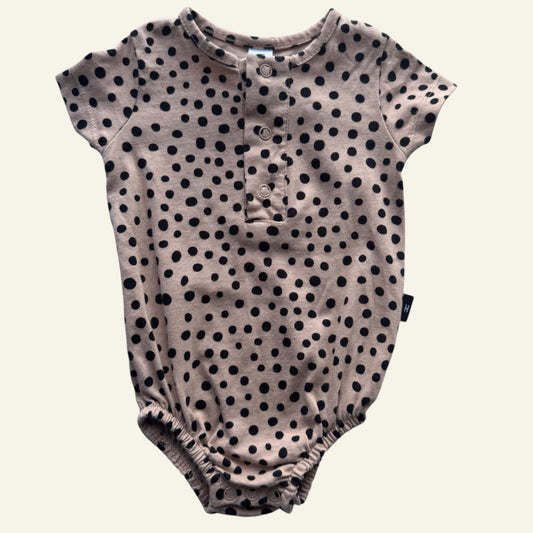 Hux leopard spot romper size 000