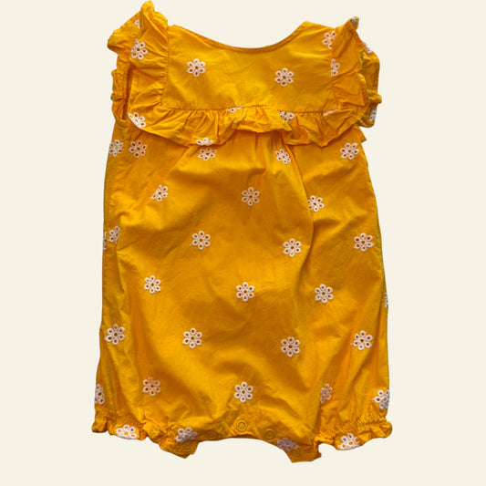 Seed yellow and white floral romper size 00