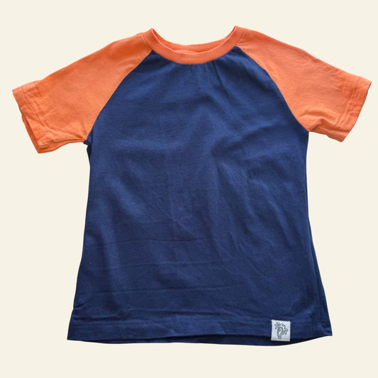 KID orange and navy tshirt size 3