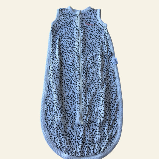 Bonds white leopard wondersleep suit size 0 (warmer nights)