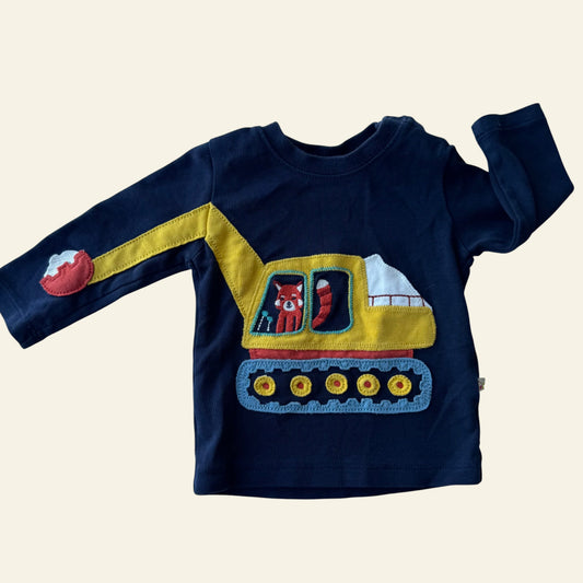 Frugi applique digger top size 00