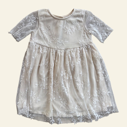 Target beige lace overlay dress size 3