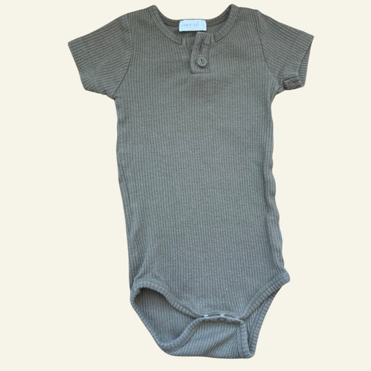 Jamie Kay green ribbed bodysuit size 1