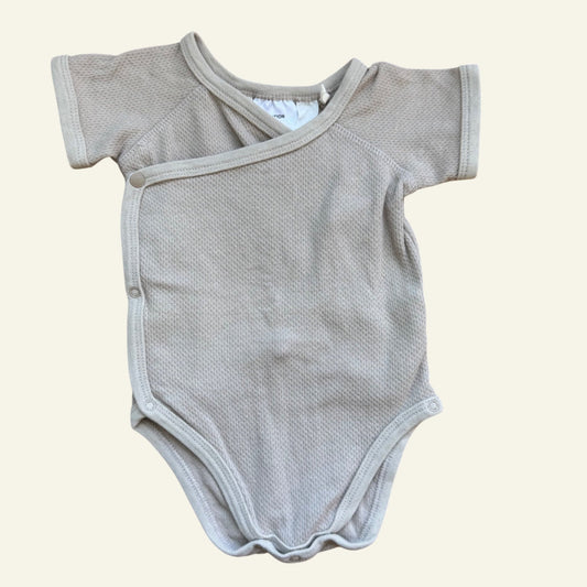 Susukoshi beige bodysuit size 000