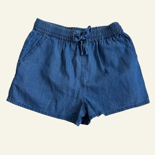 Target denim shorts size 9