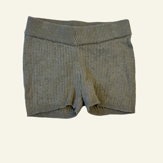Miann & Co green knit shorts size 12-18 months