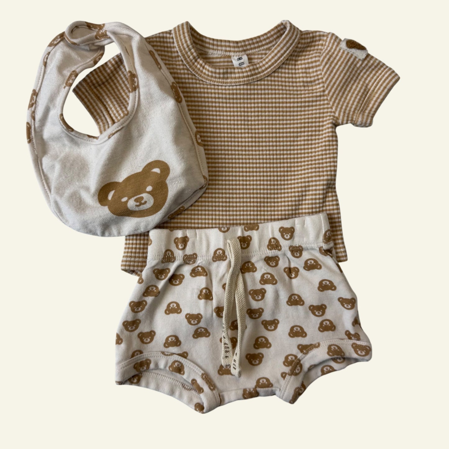 Hux baby yellow striped set size 000