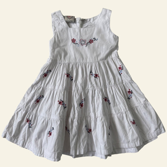 Sachiko white embroidered dress size 1-2