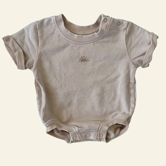 Baby Berry beige sunrise rompers size 000