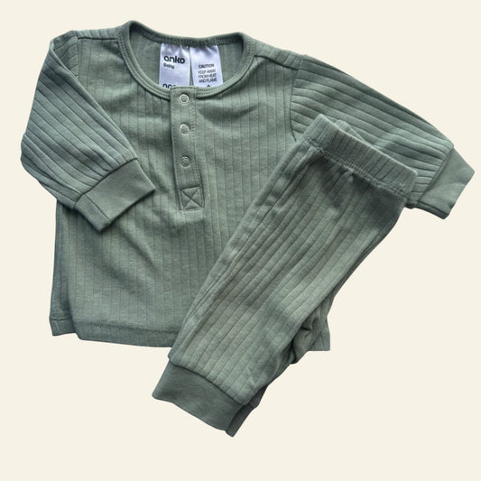 Anko green ribbed bodysuit and leggings set size 000