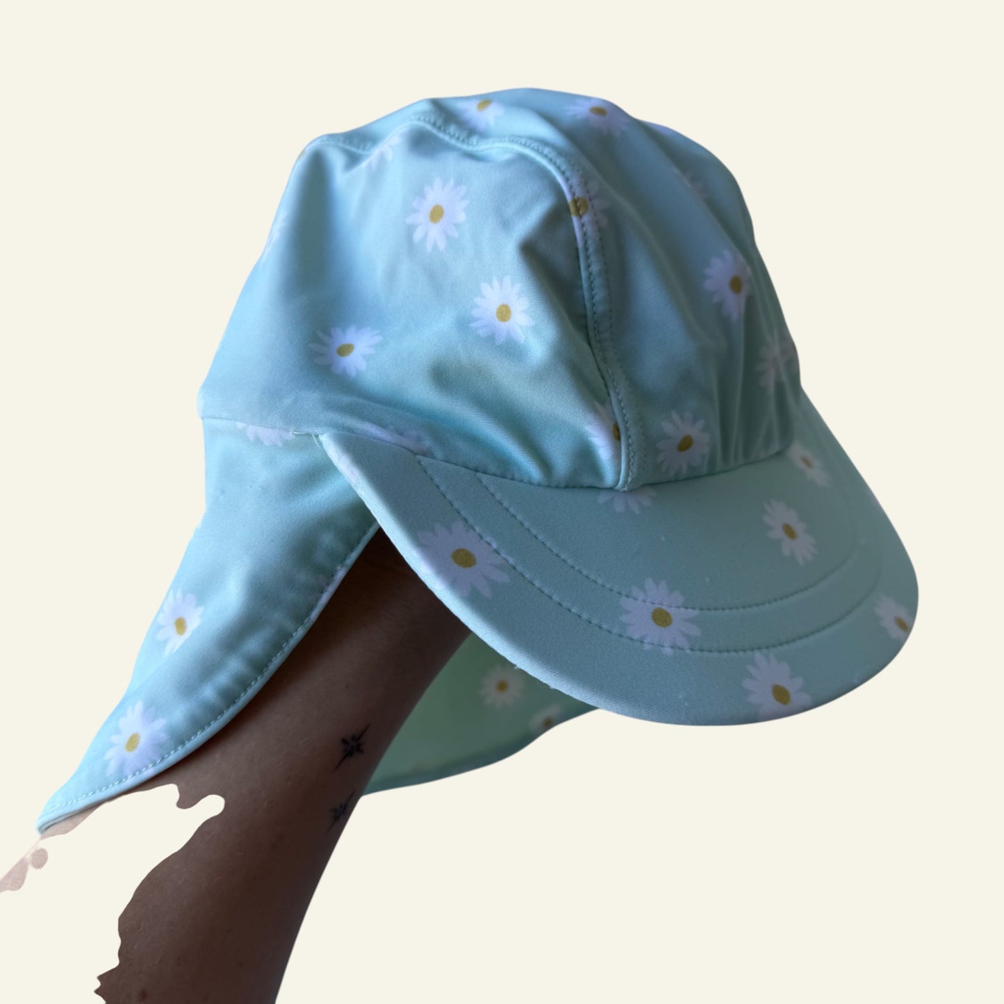 Target green daisy swim hat size 0