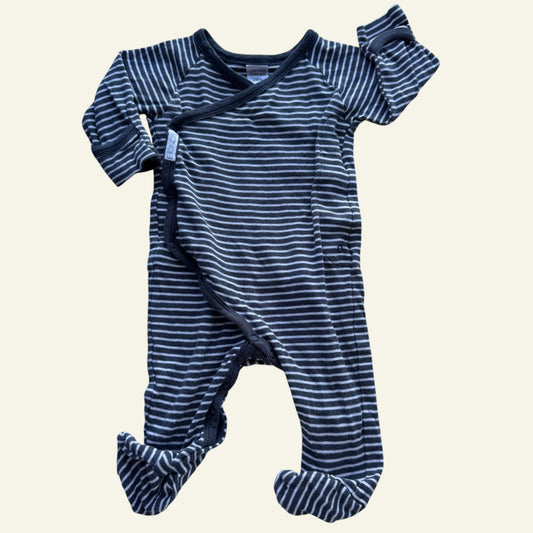 Bonds grey and white stripe onesie size 00