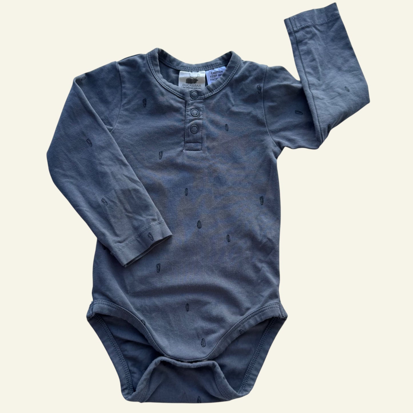 Buck&Boo grey long sleeve bodysuit size 00