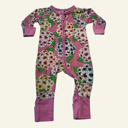 Bonds pink hydrangea wonder suit size 000