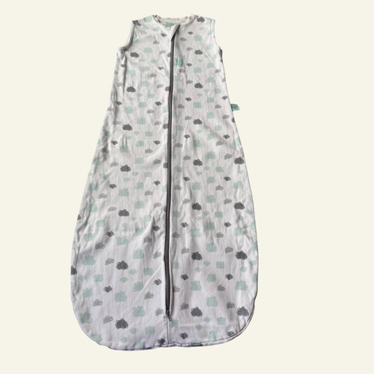Ergopouch white sleeping bag size 8-24m 1.0 TOG