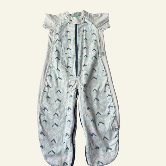 Ergopouch green sleeping bag size 8-24m 1.0 TOG