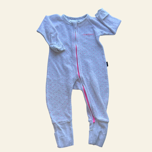 Bonds white and pink spot poodlette wondersuit size 00
