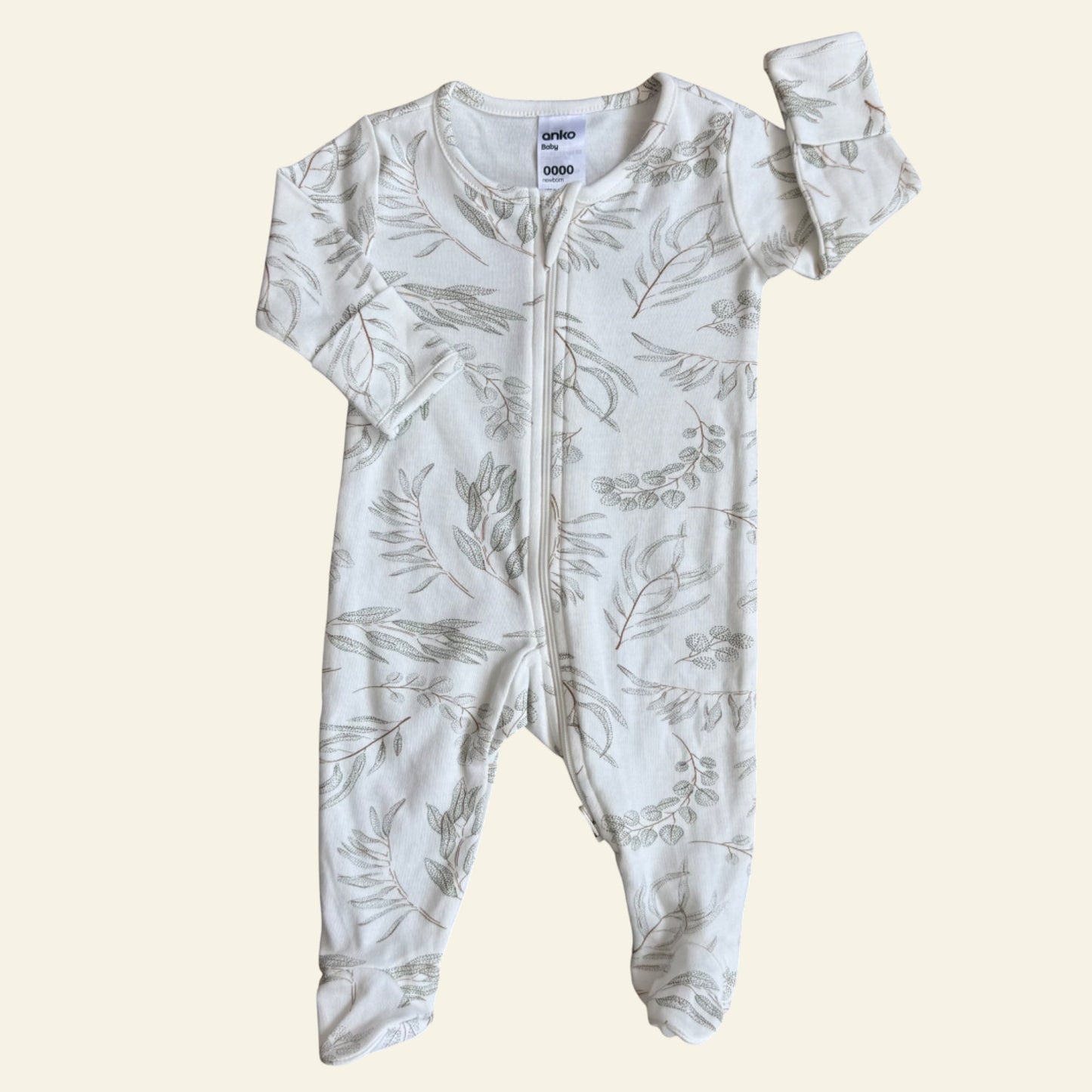 Anko white leaf onesie size 0000