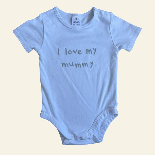 Target white i love my mummy bodysuit size 1
