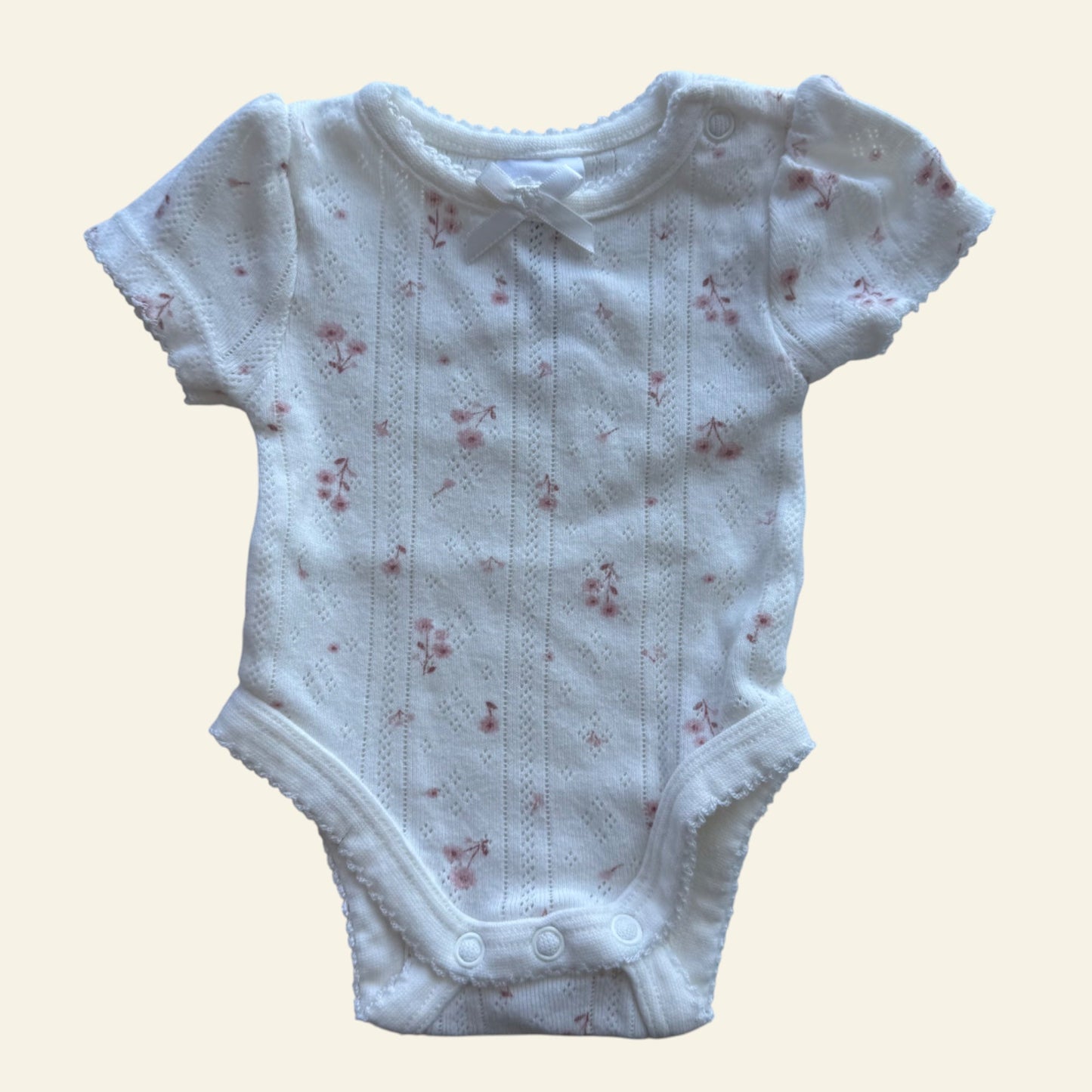 Dymples white floral bodysuit size 00000