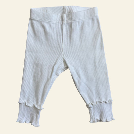 Sprout white frill leggings size 000