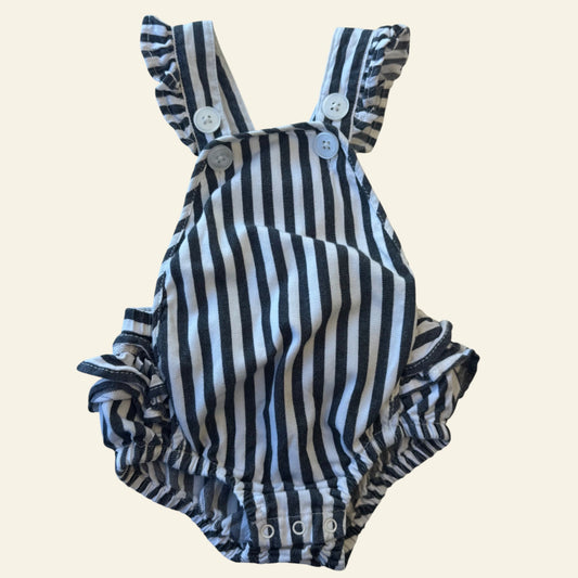 Country Road black and white stripe romper size 00 (Perfectly Imperfect)