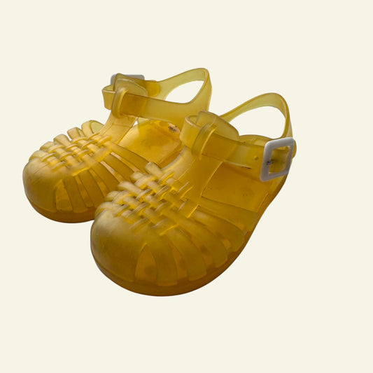 Anko yellow jelly sandals size 4 (Perfectly Imperfect)